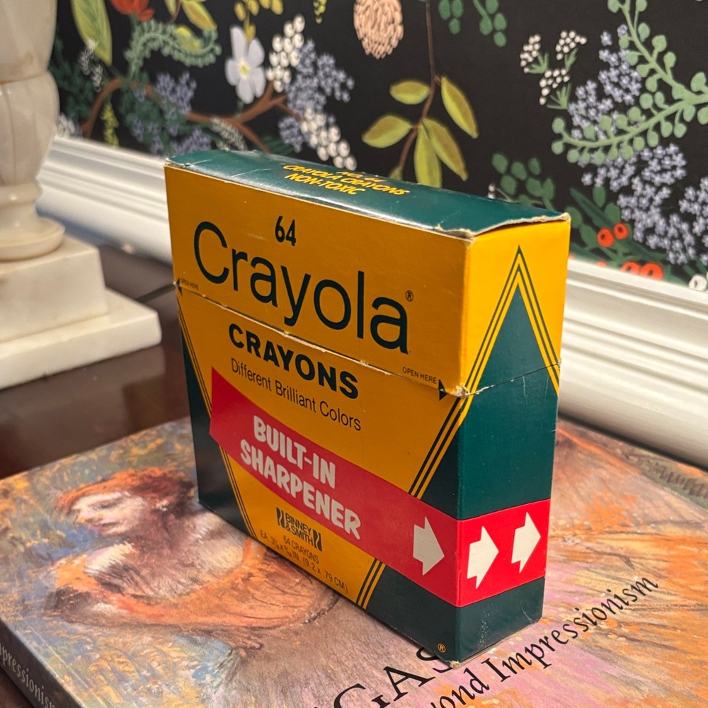 Vintage Crayon 64-Count Crayons Box – Yellow & Dark Green Built in Sharpener - Picture 3 of 14